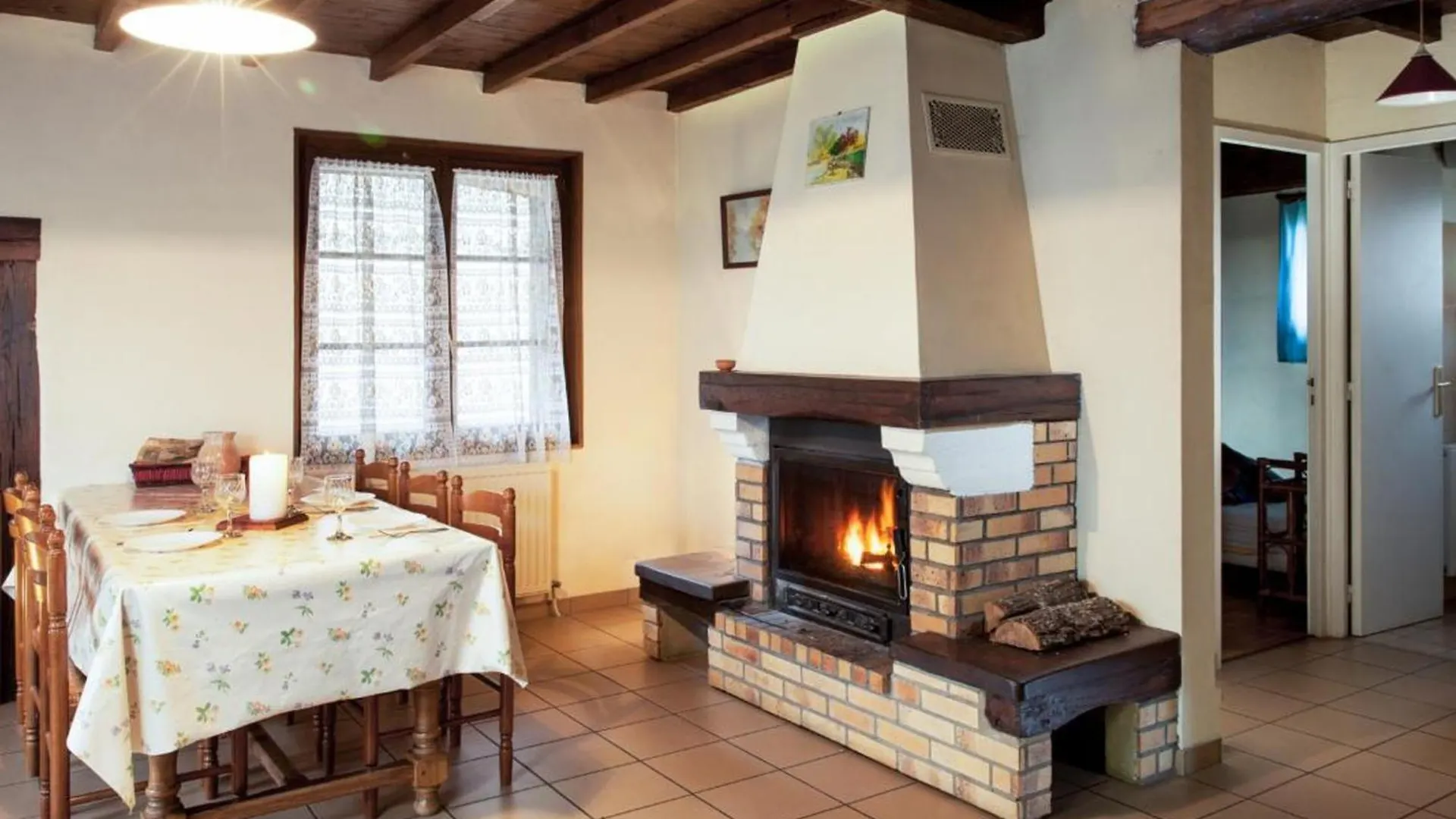 Holiday home Gite Chaleureux Avec Cheminee, Grande Terrasse, Jeux Pour Enfants Et Promenades A Dos D'Anes - Fr-1-496-283 Saint-Medard-en-Forez