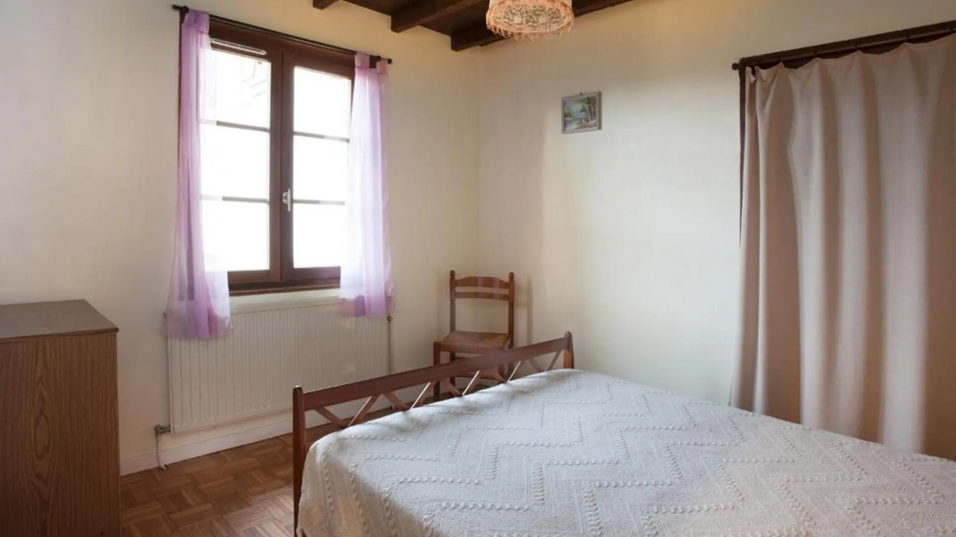 Holiday home Gite Chaleureux Avec Cheminee, Grande Terrasse, Jeux Pour Enfants Et Promenades A Dos D'Anes - Fr-1-496-283 Saint-Medard-en-Forez